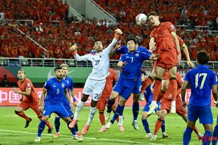 足球报：重整防线，新加坡客场还想从国足身上抢分